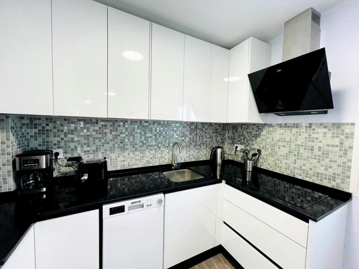 Casa Soho Y Alex Apartment เอสเตโปนา ภายนอก รูปภาพ
